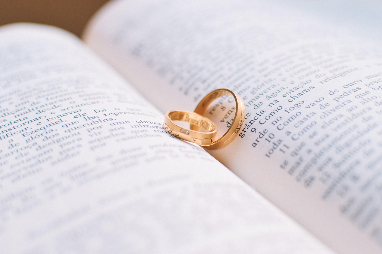 アラフォーで結婚を諦めるべきか悩んでいるあなたへのアドバイスは？